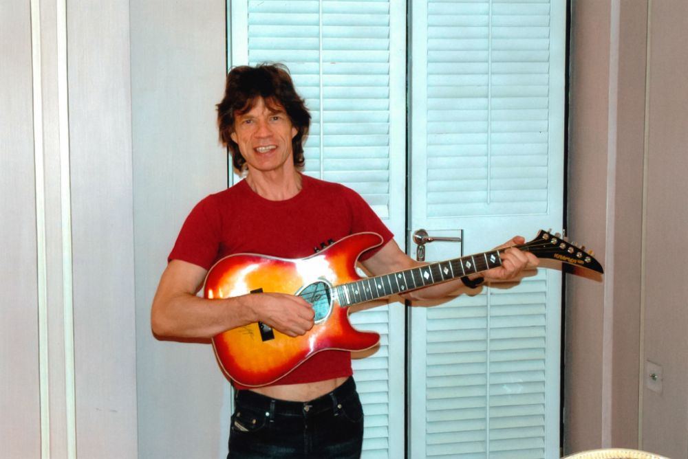 Gitara Micka Jaggera trafiła na finałowe aukcje