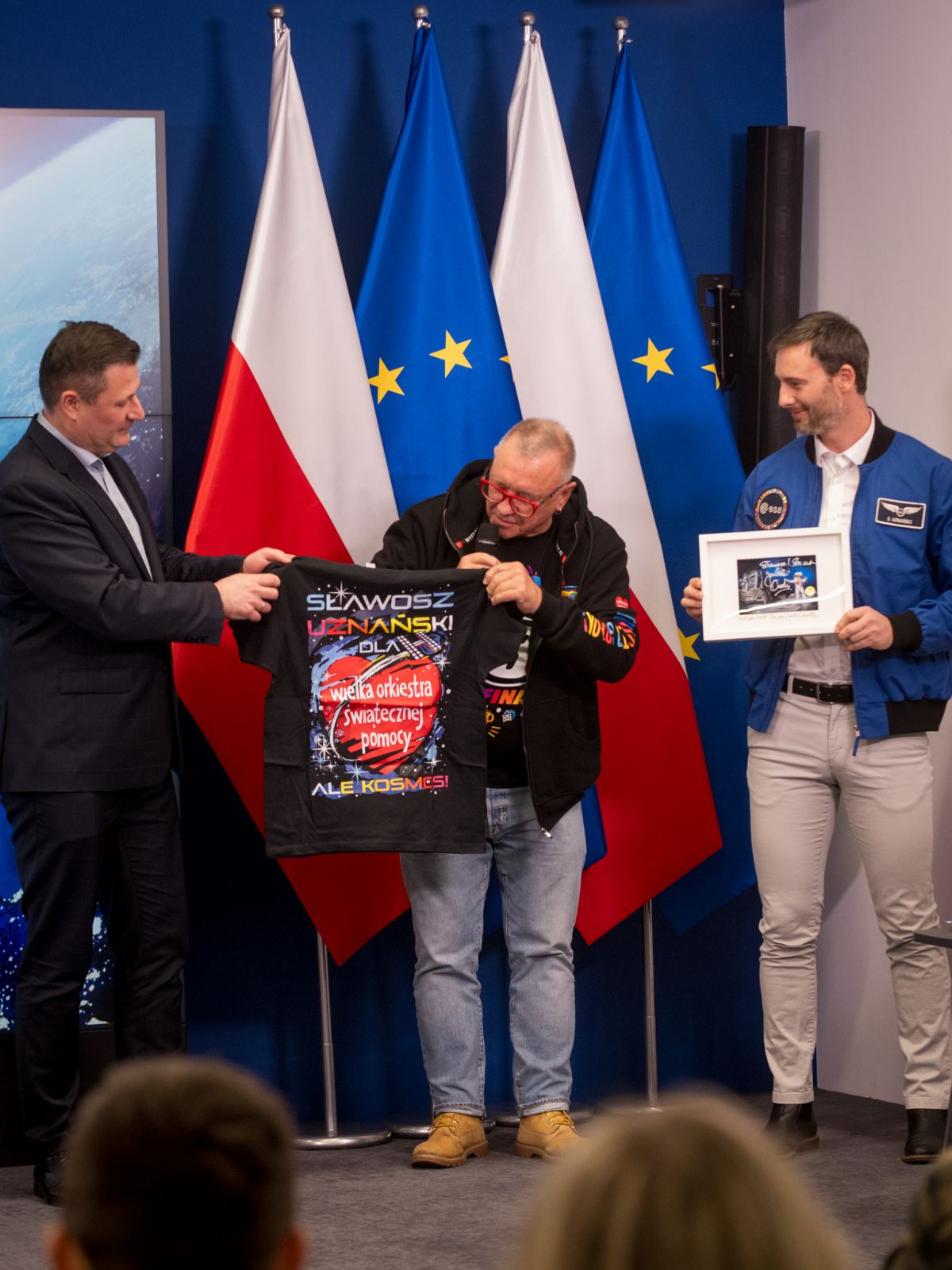 Minister rozwoju i technologii Krzysztof Paszyk, Jurek Owsiak, prezes zarządu Fundacji WOŚP i dr Sławosz Uznański, fot. Łukasz Widziszowski