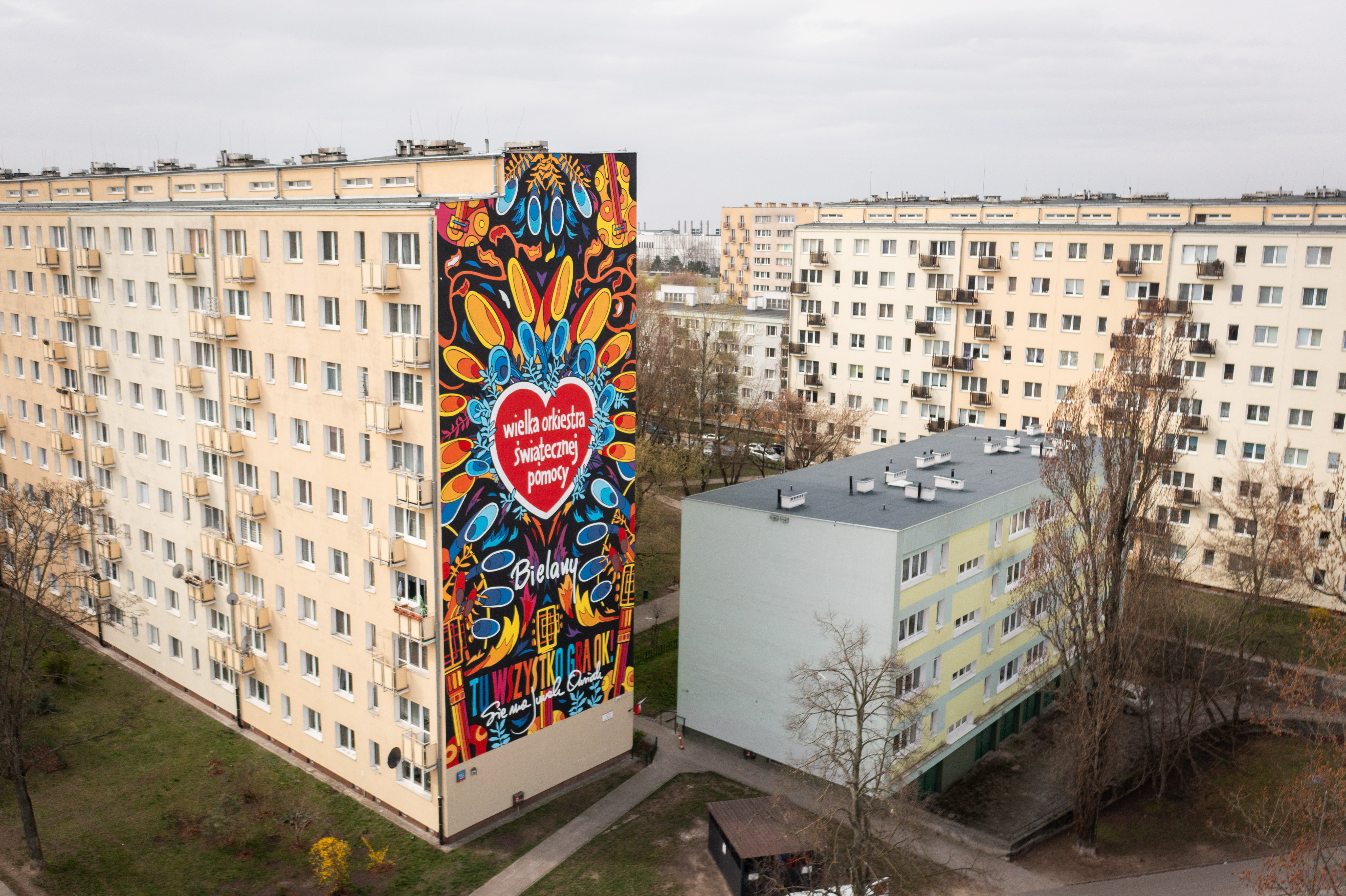 The GOCC mural decorates the building at Marymoncka 155 in Warsaw, photo: Łukasz Widziszowski