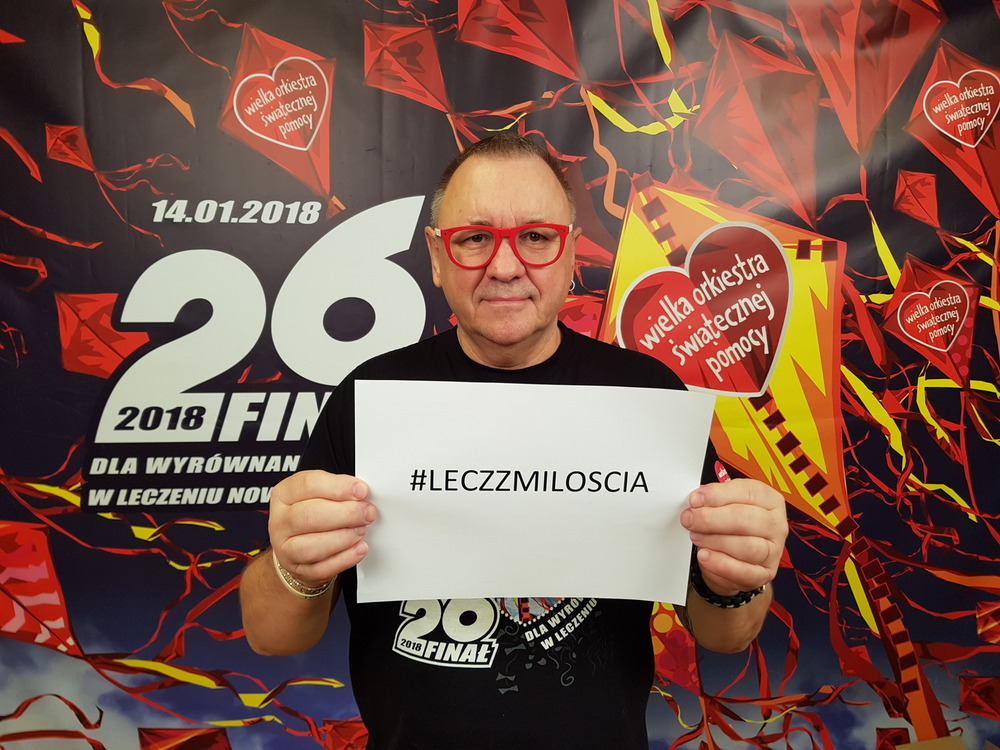 Jurek Owsiak zachęca do robienia zdjęcia z #LeczzMiloscia